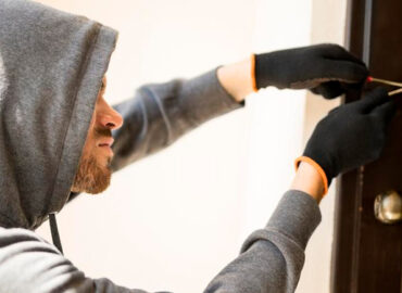 ¿Cuál es el papel del administrador de fincas ante una ocupación ilegal?