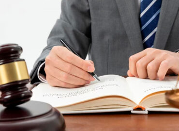 Procedimientos judiciales frente a herencias yacentes