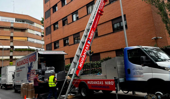 Descubre el servicio de alquiler de grúas por empresas de mudanzas