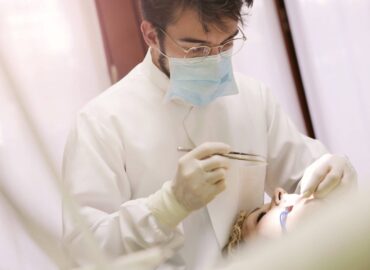 OKasesores.es destaca como gestoría especializada en profesionales sanitarios y la salud – fiscal contable