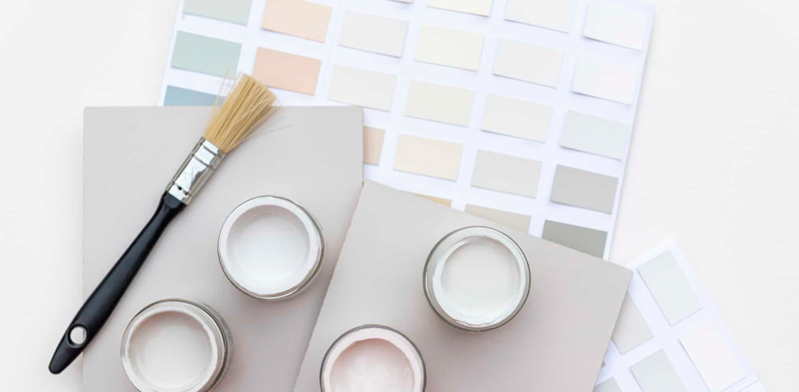 Más allá del blanco puro, descubre la paleta perfecta para tu hogar