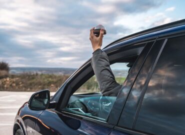 Hero Driver LED: la nueva luz V16 que sustituye a los triángulos desde enero de 2026