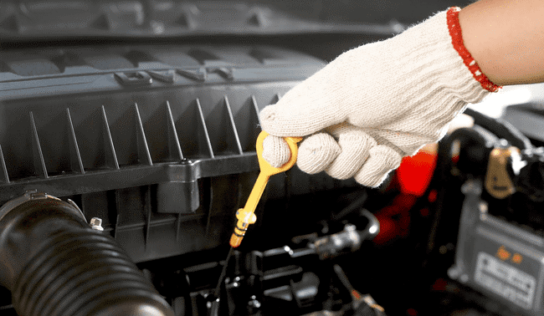 Talleres Murillo destaca la importancia del cambio de aceite en el cuidado del motor del coche