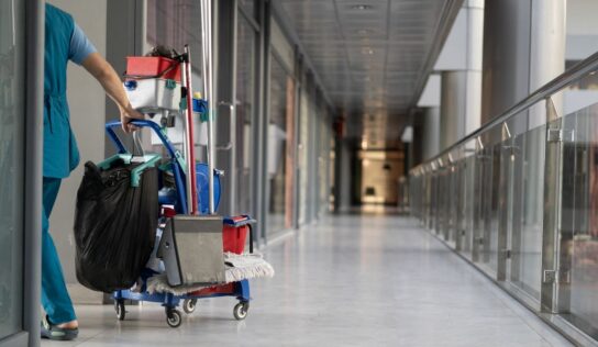 500.000 profesionales sostienen el sector de la limpieza: ‘Somos una inversión en salud’