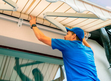 Mantenimiento de toldos: claves técnicas para alargar su vida útil y optimizar su funcionamiento