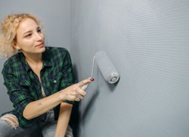El verano se consolida como la temporada de mayor actividad para la pintura de vivienda en España